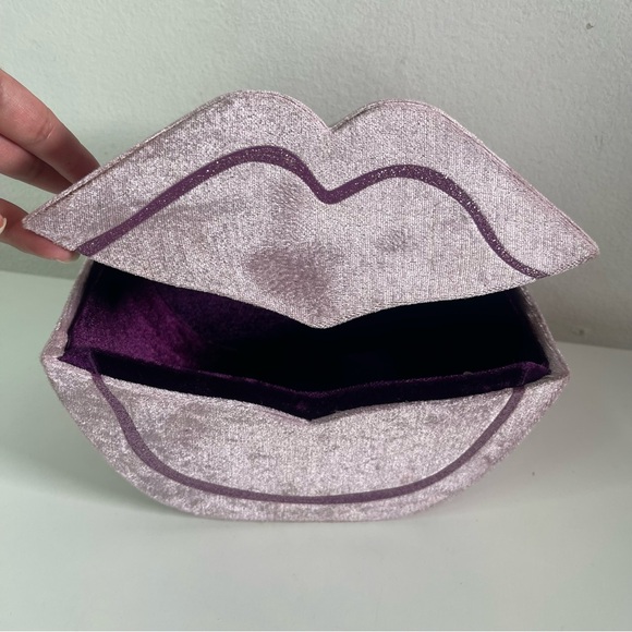 Bratz Other - Vintage Bratz Purple Velvet Lip Shaped Storage Makeup Jewelry Box 9x6” Nostalgia